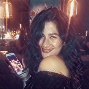 Meet your Posher, Maria